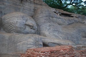 Lying Bhudda statue at Polonnaruwa 
