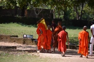 Bhuddist monks at Sigirya  